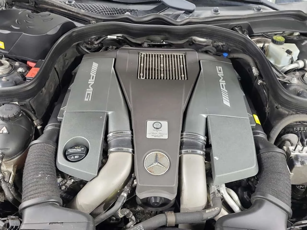 Mercedes-Benz E 63 AMG * E 63 S MODEL * CARFAX * ЦЕНА ДО БГ, снимка 17 - Автомобили и джипове - 56183775