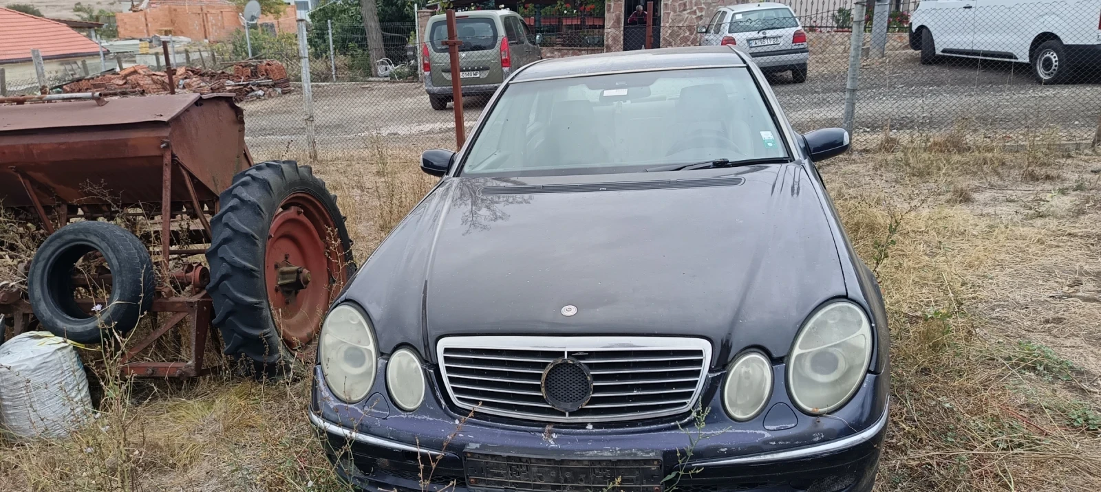 Mercedes-Benz E 200, снимка 4 - Автомобили и джипове - 56376302