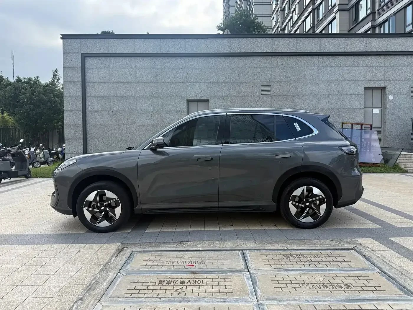 Geely EX5, снимка 15 - Автомобили и джипове - 56690199