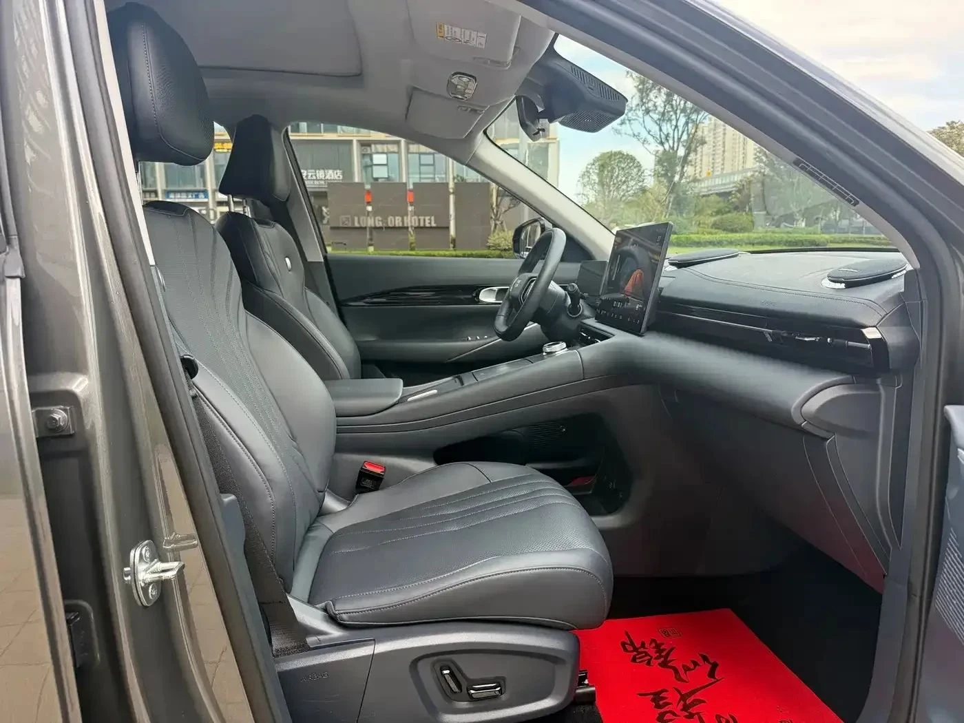 Geely EX5, снимка 9 - Автомобили и джипове - 56690199