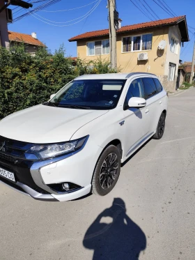 Mitsubishi Outlander P-HEV Diamond , снимка 1