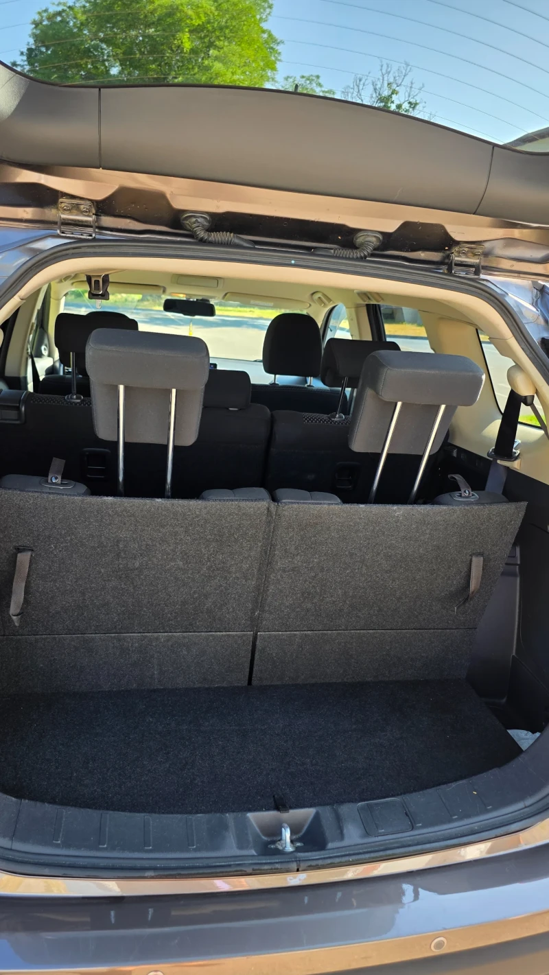 Mitsubishi Outlander 2.0 Mivec 4x4, снимка 12 - Автомобили и джипове - 50757117