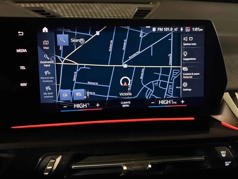 BMW X1 * xDrive28i * CARFAX * КАМЕРА* ПРЕДСТАВИТЕЛСТВО, снимка 11 - Автомобили и джипове - 53298542