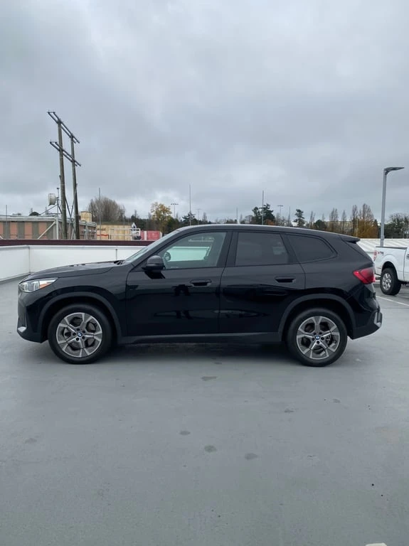 BMW X1 * xDrive28i * CARFAX * КАМЕРА* ПРЕДСТАВИТЕЛСТВО, снимка 2 - Автомобили и джипове - 53298542