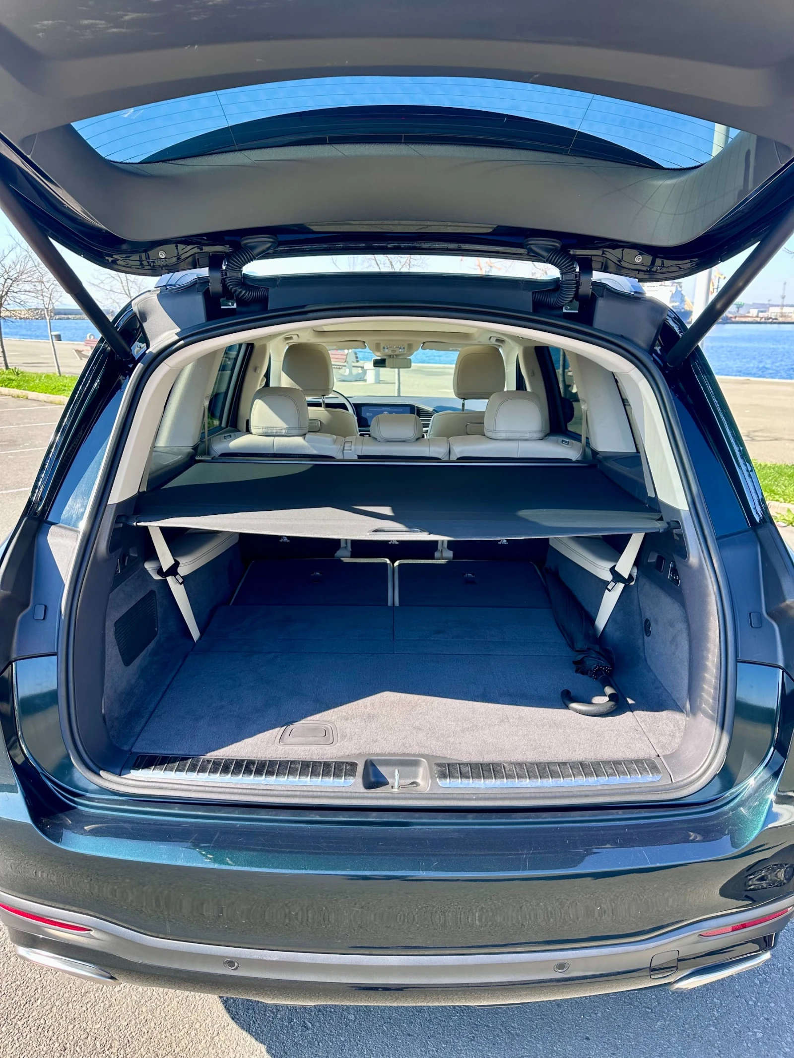 Mercedes-Benz GLS 580 AMG-Line, снимка 17 - Автомобили и джипове - 53674414