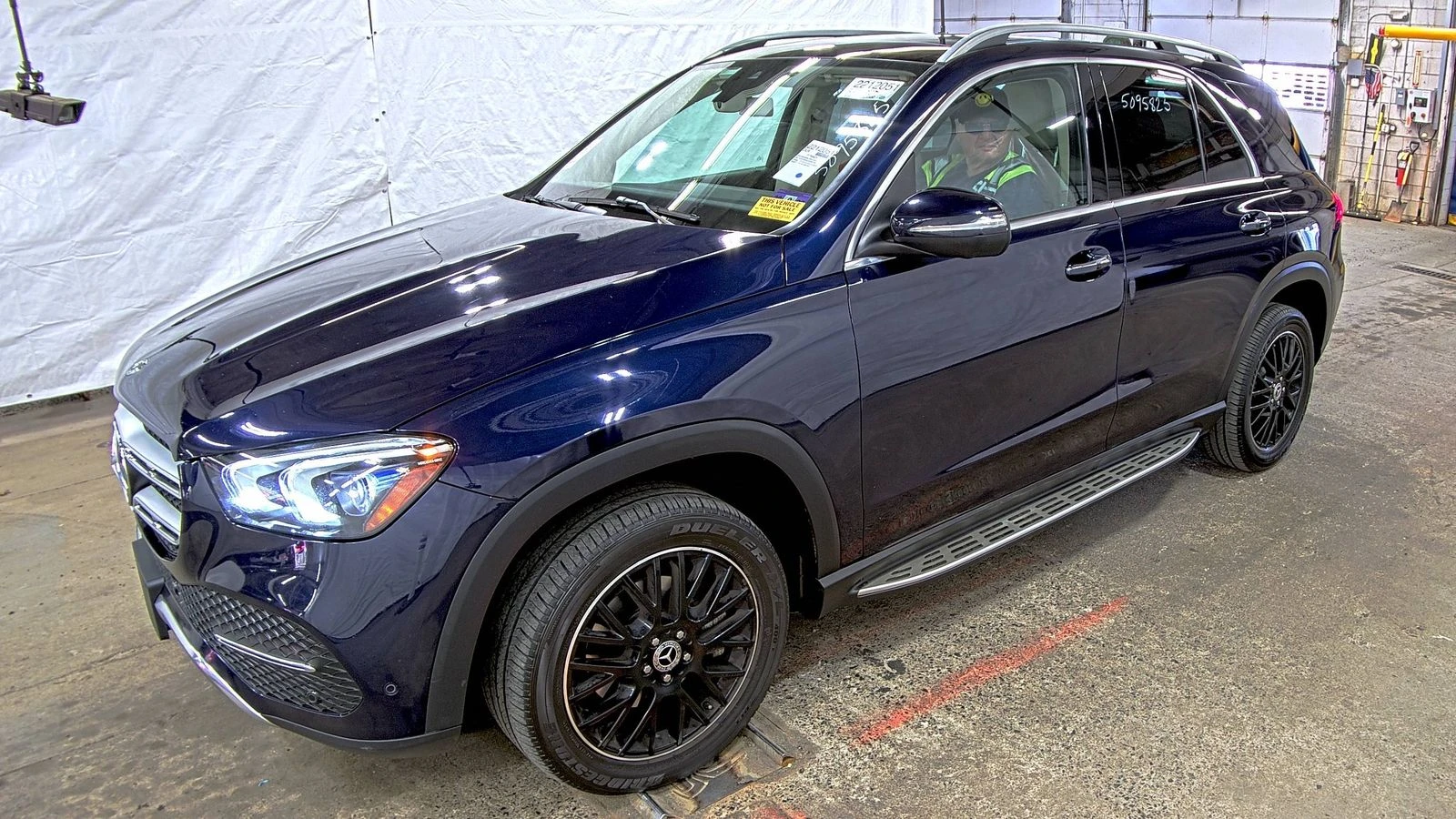 Mercedes-Benz GLE 350 4MATIC * М. ТОЧКА * BURMESTER * ПОДГРЕВ * KEYLESS | Mobile.bg — изображение 1