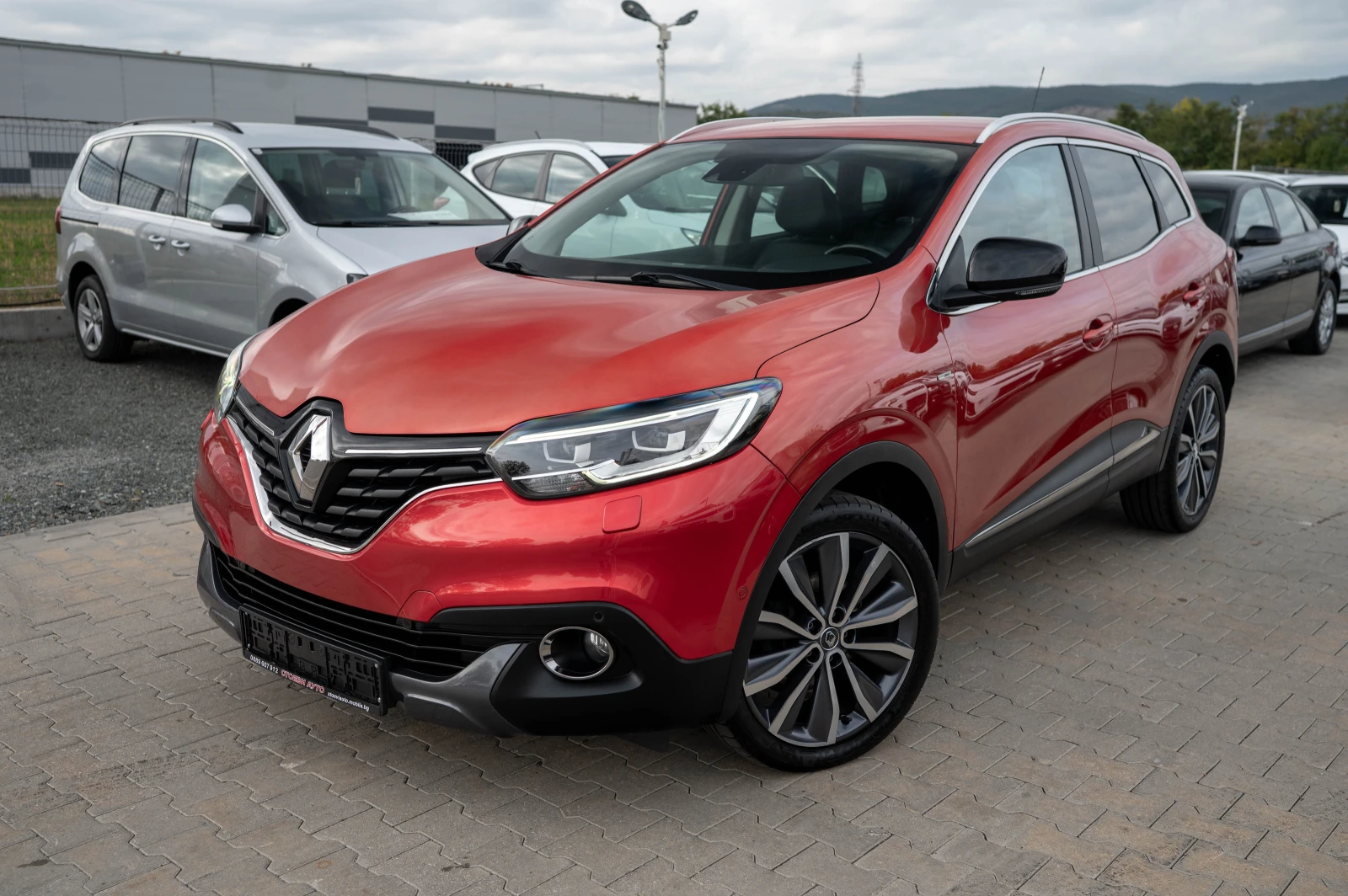 Renault Kadjar 1.6* 131* LED* NAVI* fullextra | Mobile.bg   3