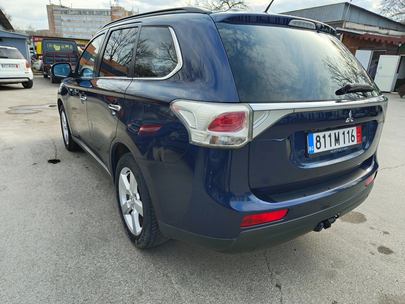 Mitsubishi Outlander, снимка 15 - Автомобили и джипове - 53989779
