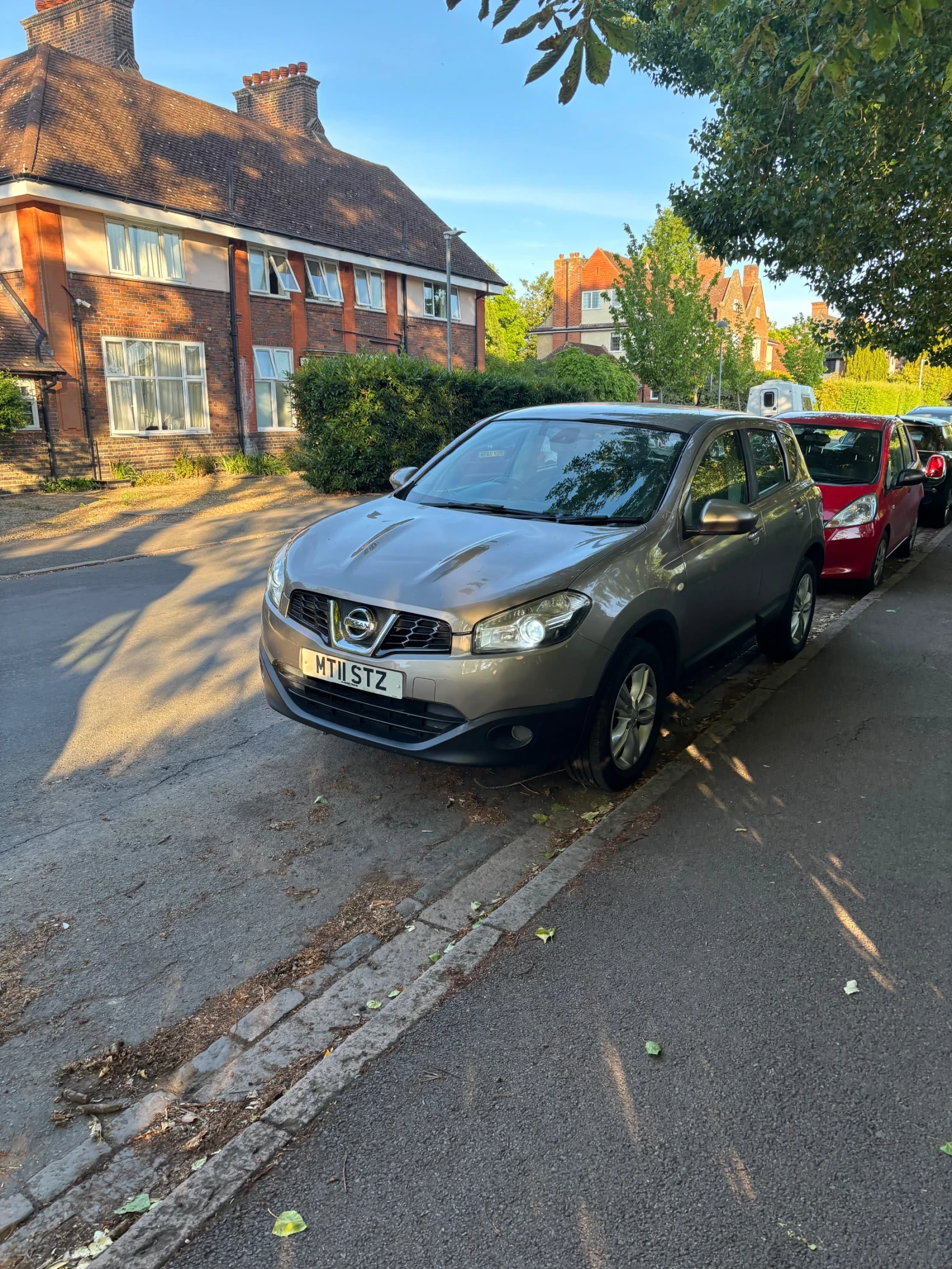 Nissan Qashqai, снимка 7 - Автомобили и джипове - 54458358