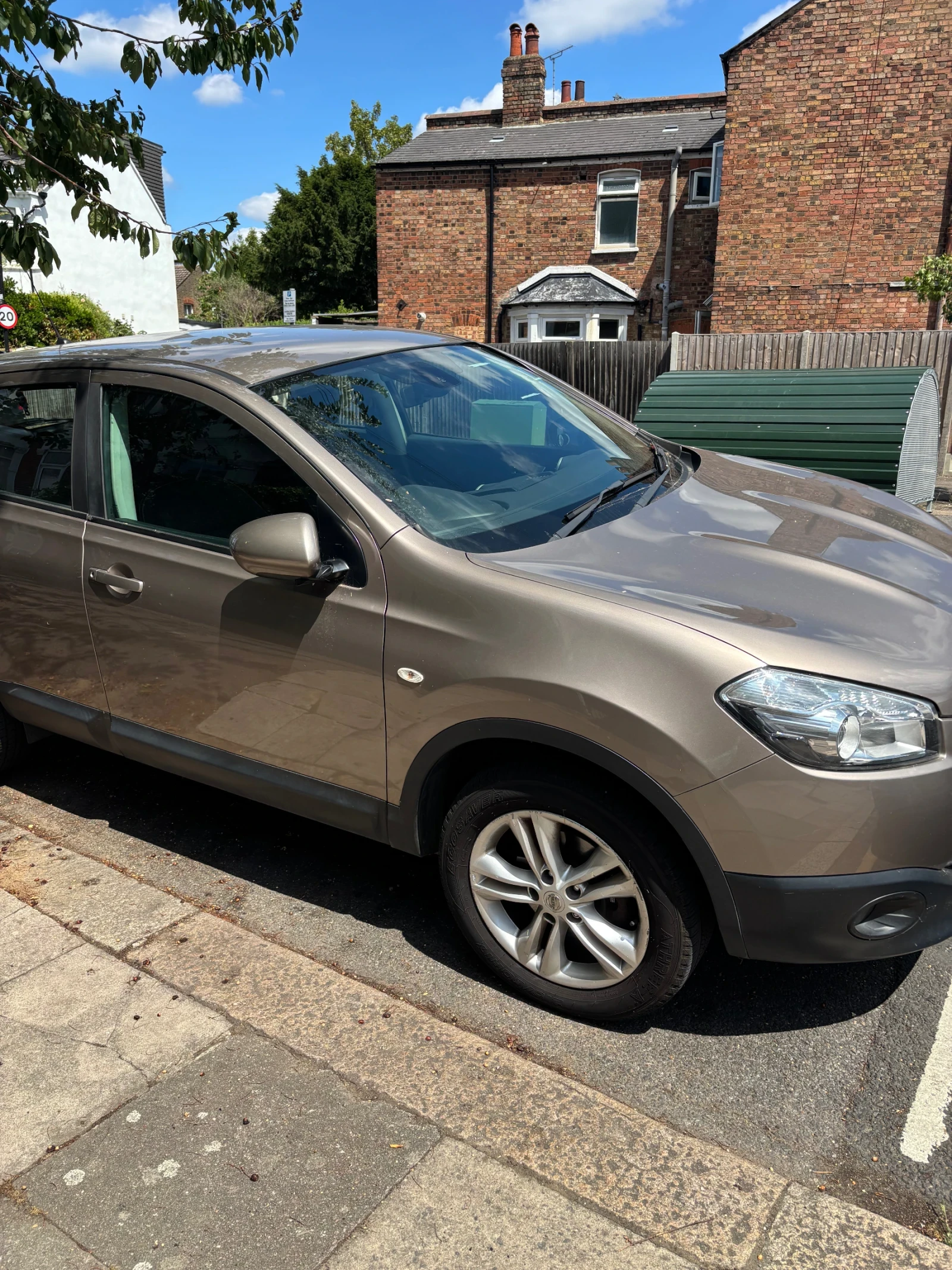 Nissan Qashqai, снимка 2 - Автомобили и джипове - 54458358