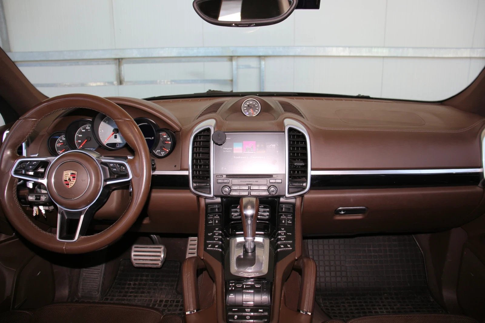 Porsche Cayenne, снимка 11 - Автомобили и джипове - 54725639