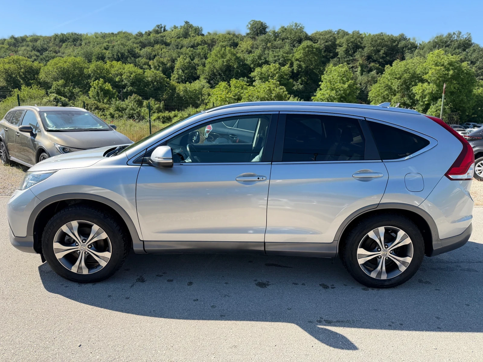 Honda Cr-v 2.2 i-DTEC AWD ШВЕЙЦАРИЯ, снимка 8 - Автомобили и джипове - 54861833