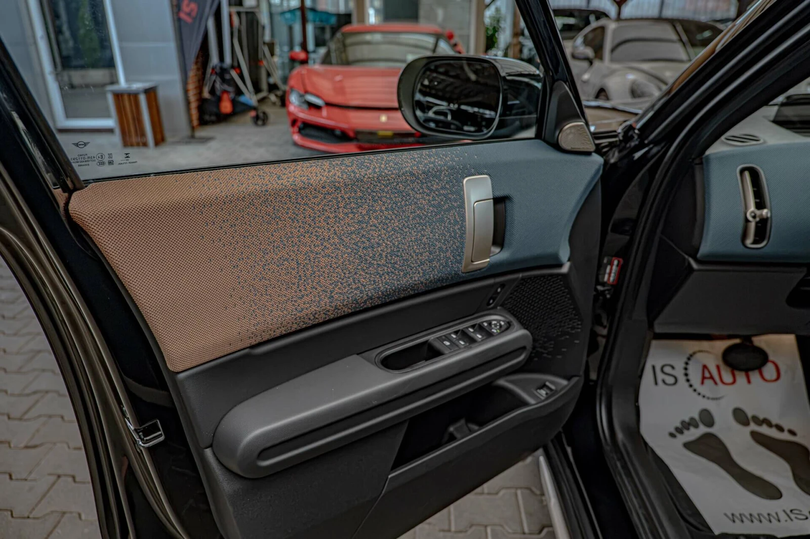 Mini Countryman 4 ALL SE/Harman Kardon/HuD/Камера 360/ACC/Панорама, снимка 7 - Автомобили и джипове - 55207166
