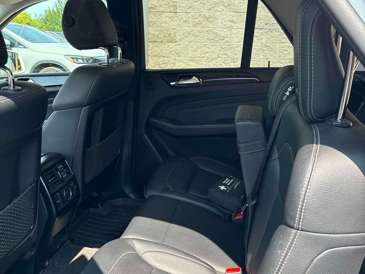 Mercedes-Benz ML 350 BlueTEC | ГЛАВНО ПРЕДСТАВИТЕЛСТВО НА MERCEDES, снимка 10 - Автомобили и джипове - 55676293
