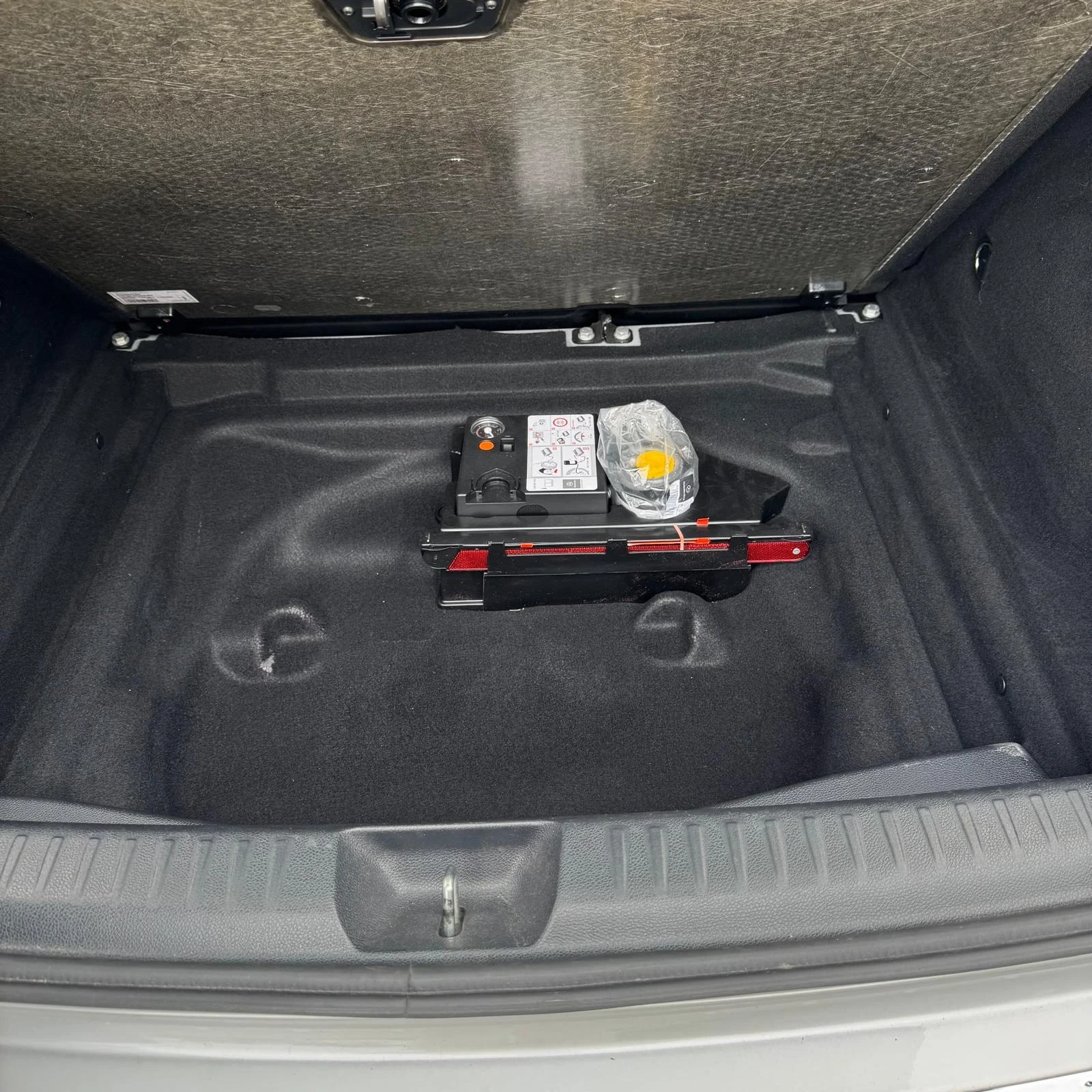 Mercedes-Benz GLA 200, снимка 13 - Автомобили и джипове - 56243047