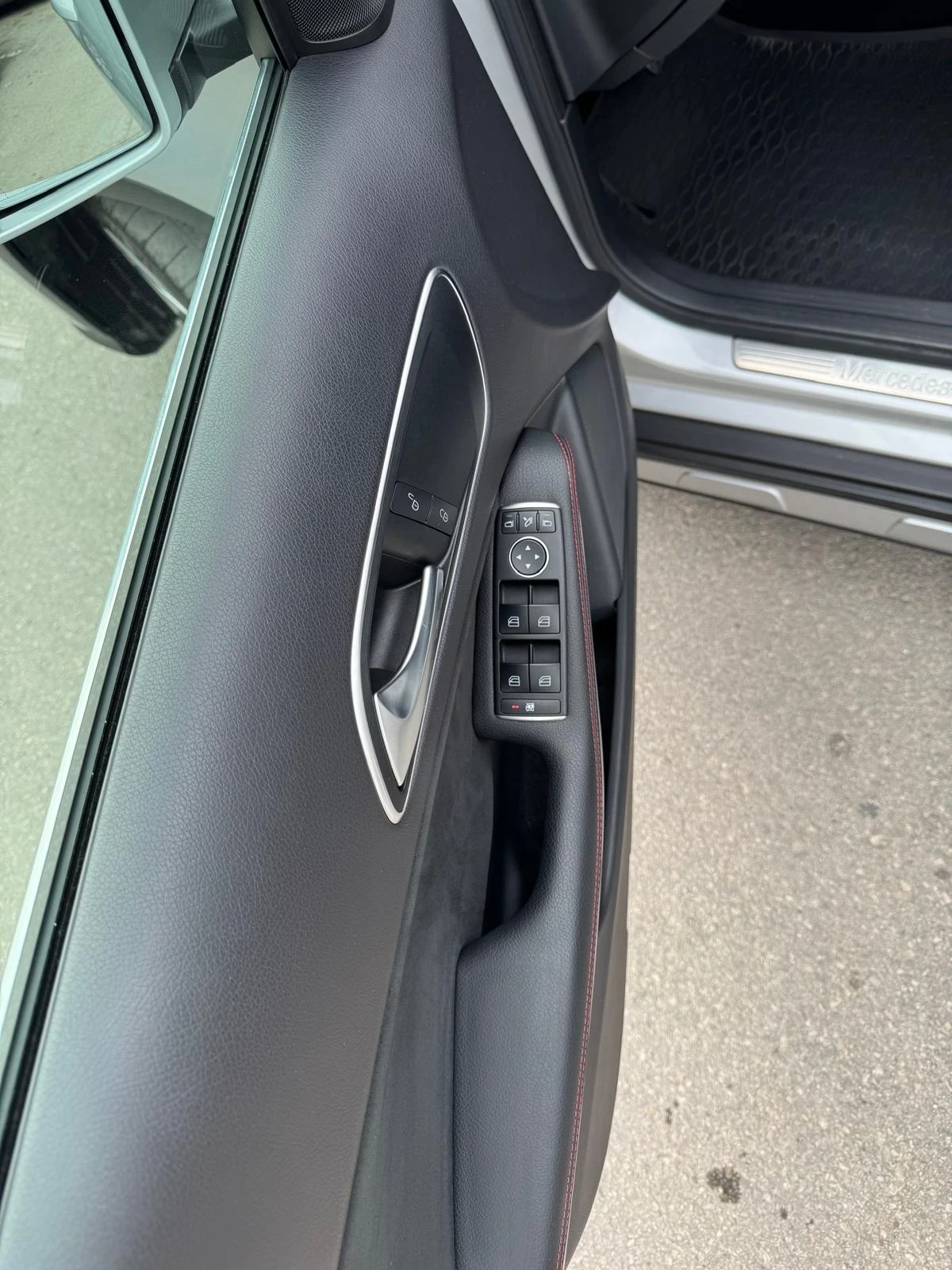 Mercedes-Benz GLA 200, снимка 12 - Автомобили и джипове - 56243047