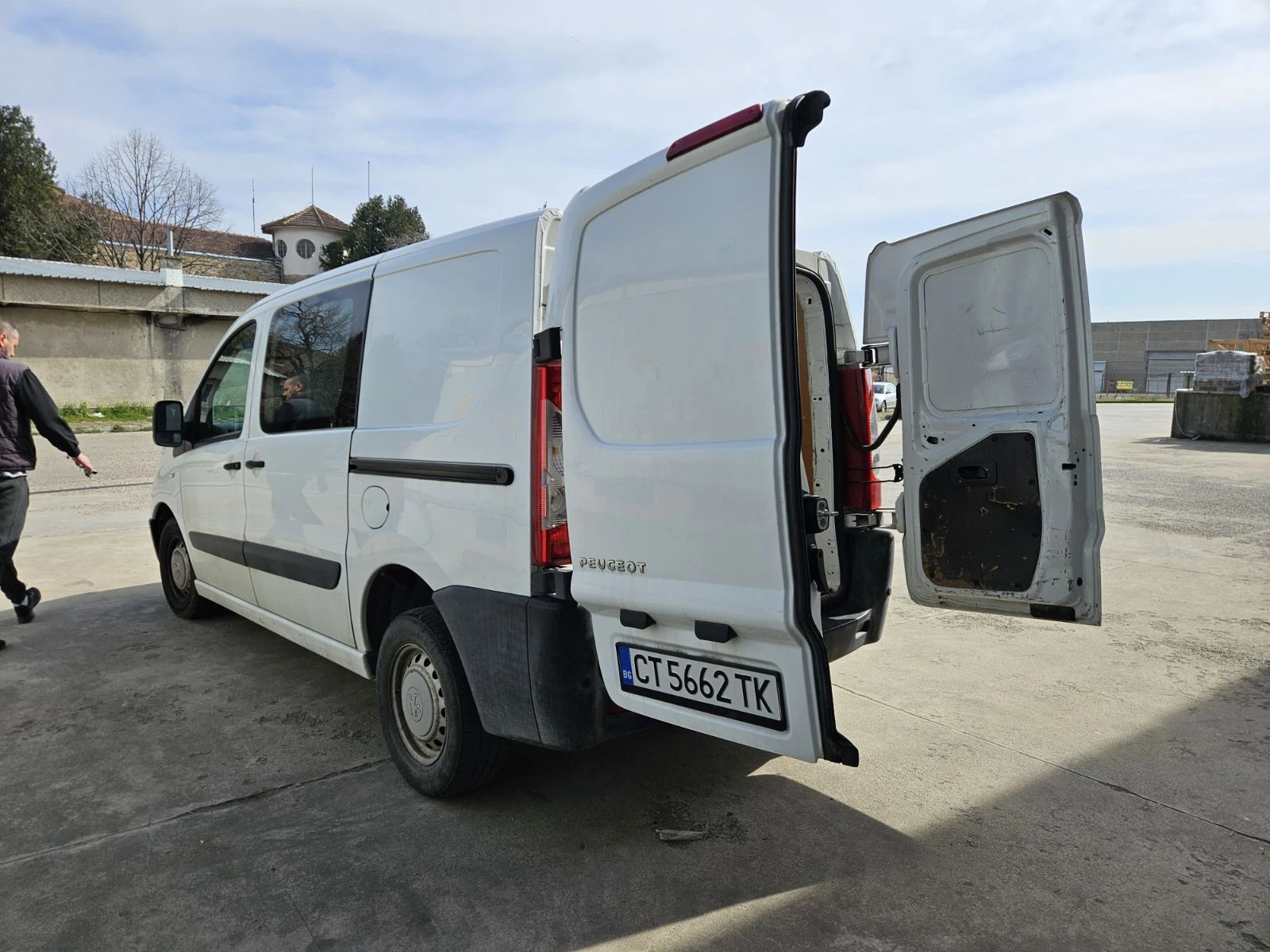 Peugeot Expert 1.6hdi, снимка 3 - Бусове и автобуси - 56372704