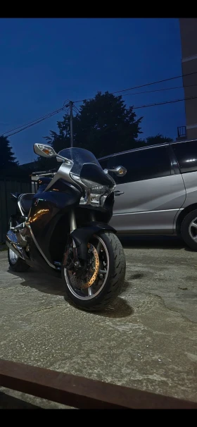 ����� �� �������� �� Honda Vfr VFR 
