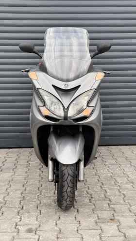 ����� �� �������� �� Yamaha Majesty 400i ABS