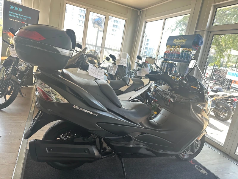 Suzuki Burgman 400i ABS 09.2015г., снимка 12 - Мотоциклети и мототехника - 51340758