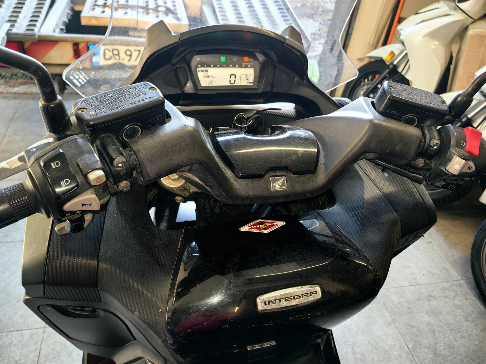 Honda Integra 750S ABS 07.2015г., снимка 14 - Мотоциклети и мототехника - 55090229