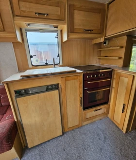 Каравана Eldis Френска спалня, форселт, снимка 7