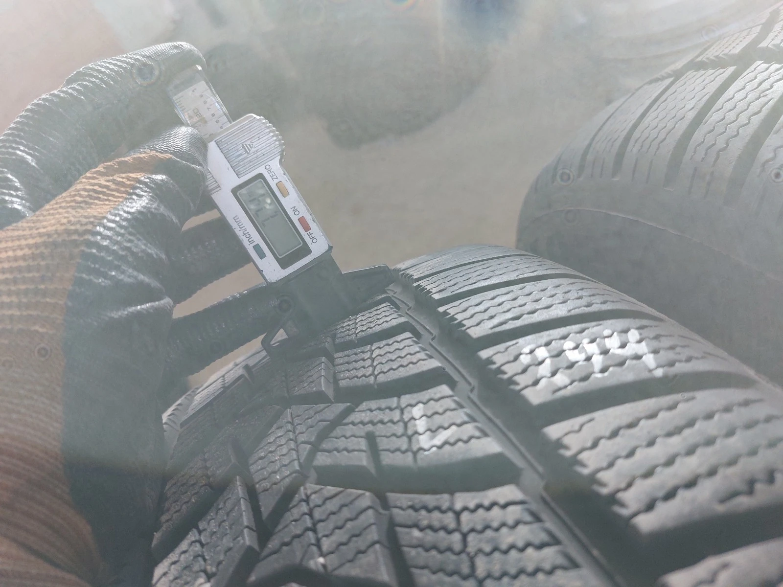  235/55R17 | Mobile.bg   3