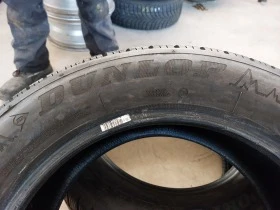 Гуми Зимни 235/55R17, снимка 4 - Гуми и джанти - 44397023