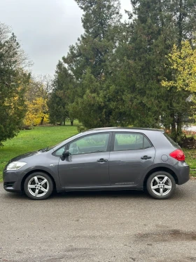 Toyota Auris - 7400 лв. / 3783.56 € - 31643609 3