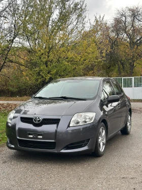 Toyota Auris  - изображение 1