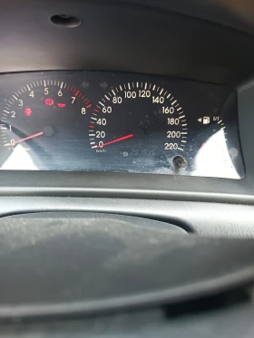 Toyota Corolla - 1100 € / 2151.41 лв. - 33374957 8