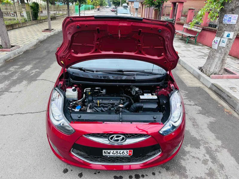 Hyundai Ix20 1.6i Swiss, снимка 4 - Автомобили и джипове - 47433386