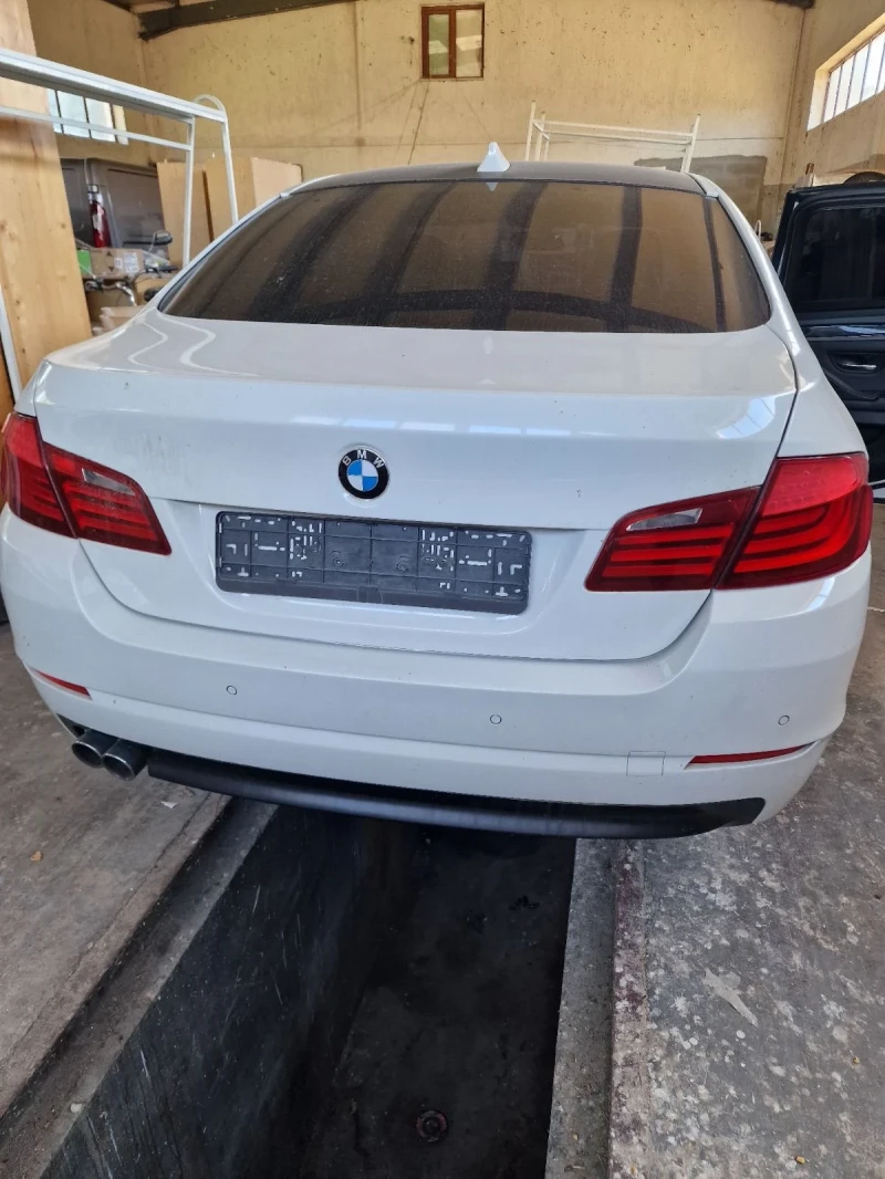 BMW 520, снимка 4 - Автомобили и джипове - 47896415