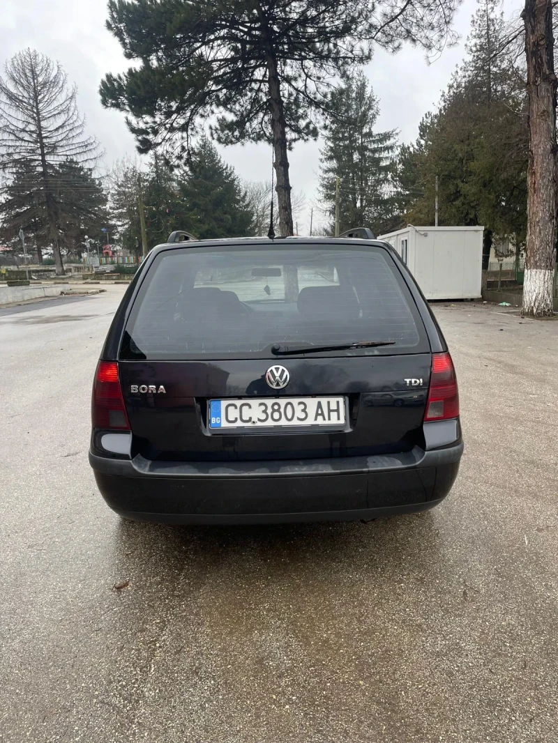 VW Bora, снимка 3 - Автомобили и джипове - 48489069