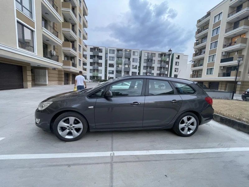 Opel Astra 1.4 Turbo, снимка 3 - Автомобили и джипове - 48763502