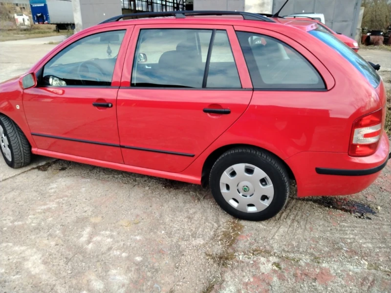 Skoda Fabia 1.4i 101к.с., снимка 3 - Автомобили и джипове - 48826518