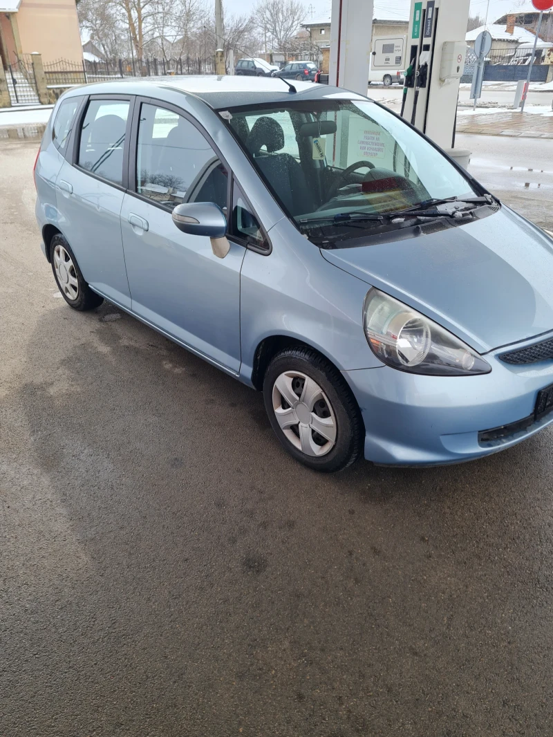 Honda Jazz 1.4куб. 87к.с.2006г. Фейстлифт , снимка 4 - Автомобили и джипове - 49166673