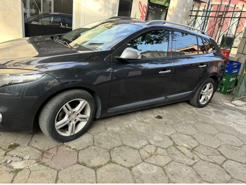 Renault Megane, снимка 2 - Автомобили и джипове - 49454873