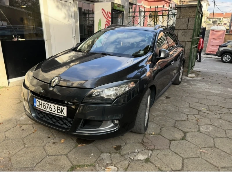 Renault Megane, снимка 1 - Автомобили и джипове - 49454873