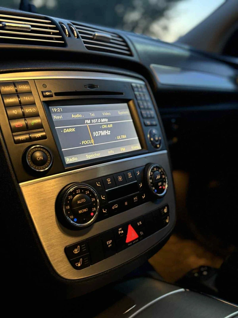 Mercedes-Benz R 300 3.0D FACE LIFT, снимка 7 - Автомобили и джипове - 52625160