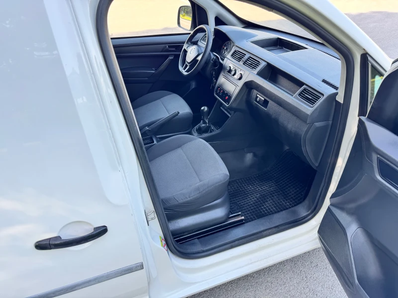 VW Caddy 2.0TDI ТОП!!!КЛИМАТИК!!!СТАРТ/СТОП!!!ОТЛИЧЕН!!!, снимка 8 - Автомобили и джипове - 52284692