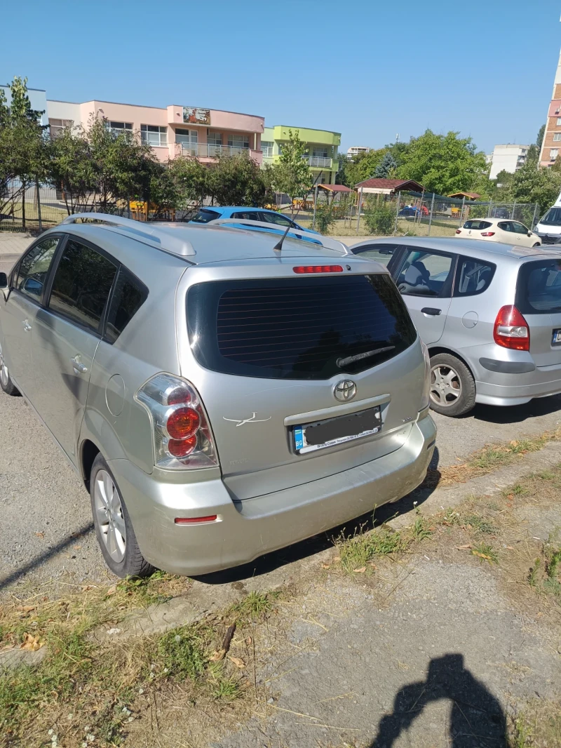 Toyota Corolla verso, снимка 4 - Автомобили и джипове - 52518589