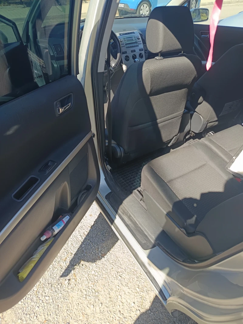 Toyota Corolla verso, снимка 9 - Автомобили и джипове - 52518589