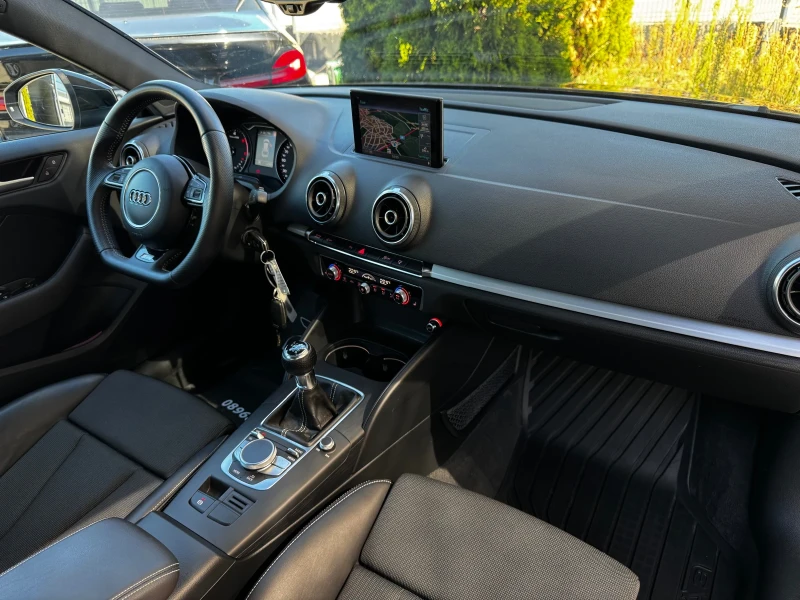 Audi A3 2.0TDI Sportback S-Line LED Distronic Lane Camera, снимка 12 - Автомобили и джипове - 51767615