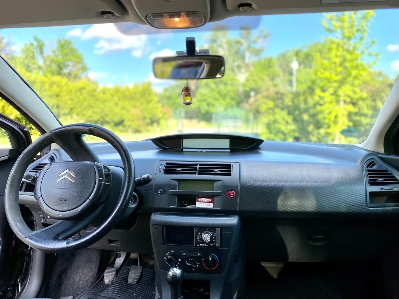 Citroen C4 1.4 , снимка 8 - Автомобили и джипове - 52262808