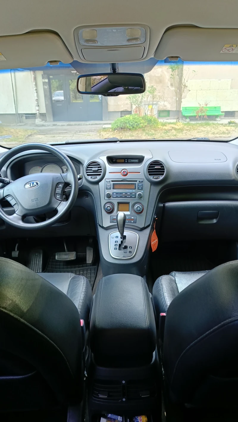 Kia Carens 2.0 TDCI 140HP, снимка 2 - Автомобили и джипове - 53129646