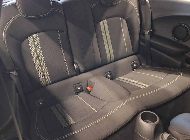 Mini Cooper SE, снимка 14 - Автомобили и джипове - 54146531