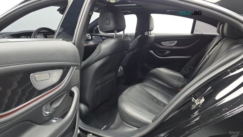 Mercedes-Benz CLS 300 300d* 4matic* Кожа* Обдухване* Панорама* , снимка 11 - Автомобили и джипове - 55138762