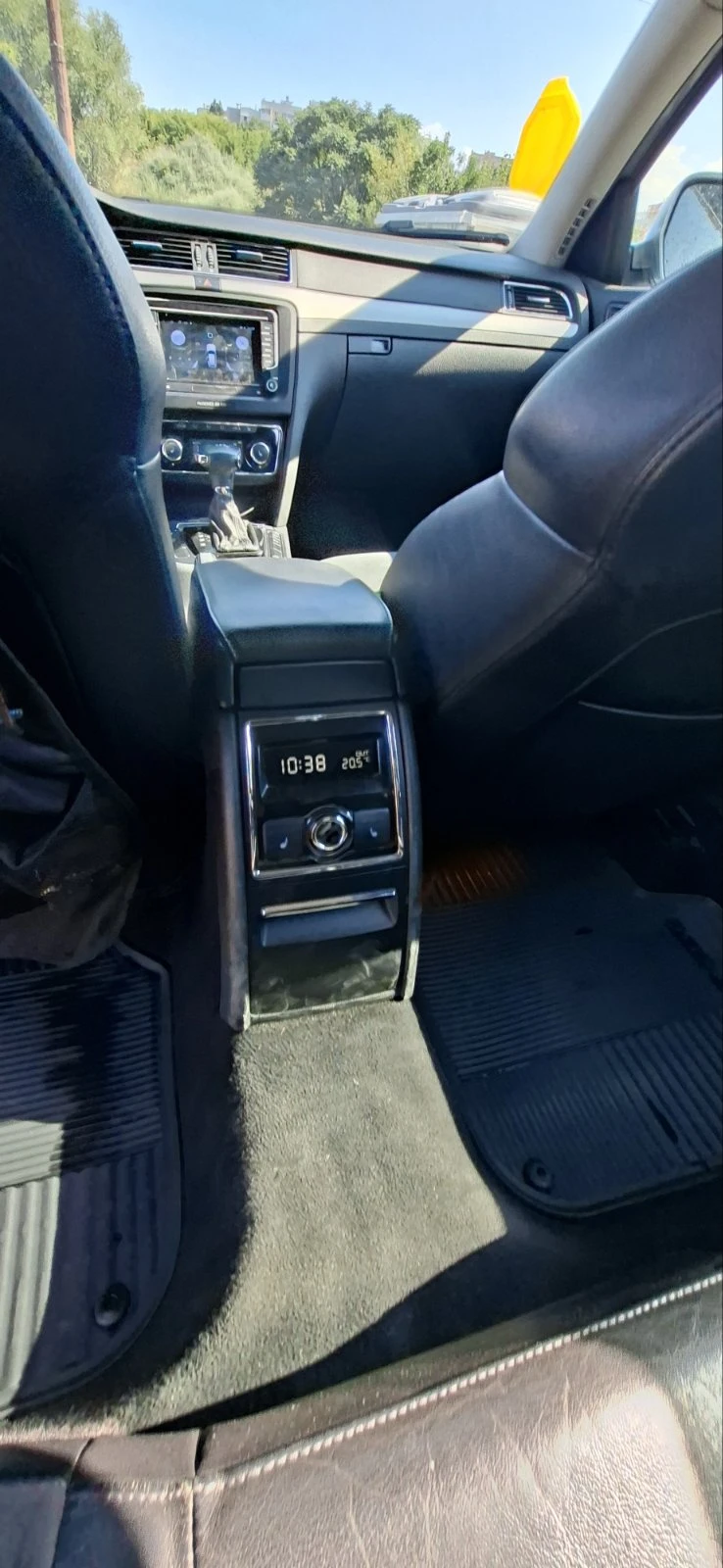 Skoda Superb 1.8TSI, снимка 12 - Автомобили и джипове - 55606939