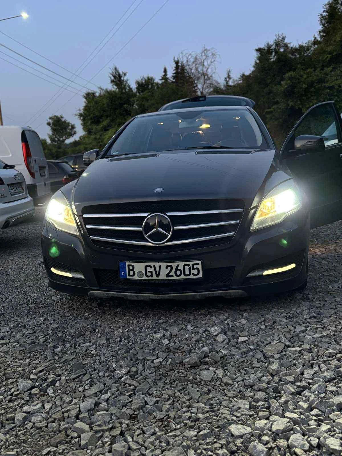Mercedes-Benz R 300 3.0D FACE LIFT, снимка 1